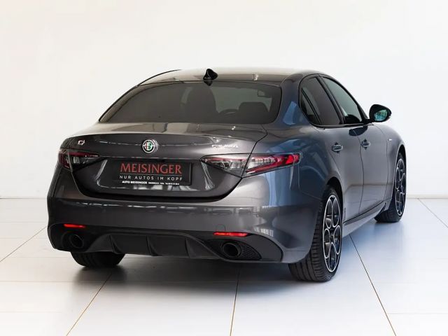 Alfa Romeo Giulia AT8 Q4 Veloce