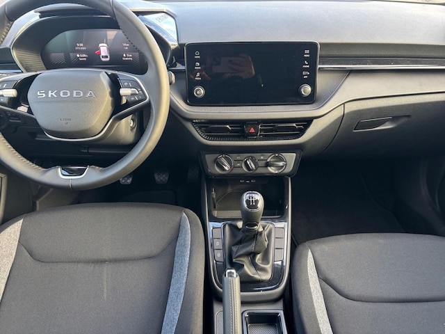 Skoda Fabia Fabia 1.0 MPI Essence+LED+PDC+USB