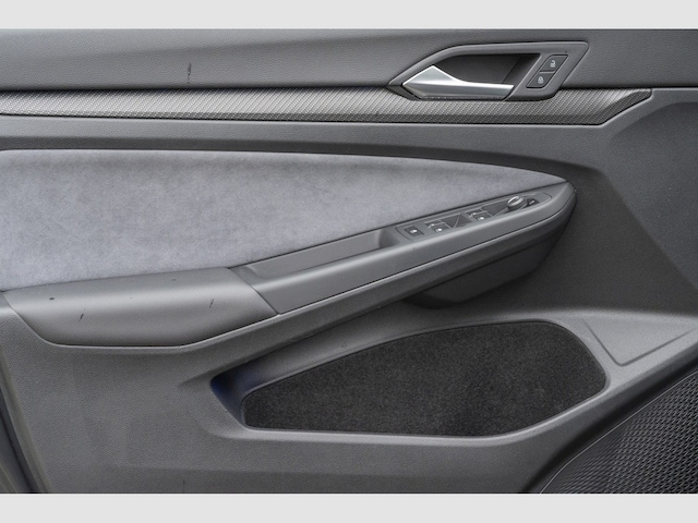 Volkswagen Golf 1.5 TSI Golf VIII R-Line