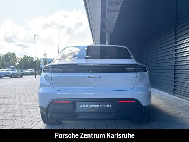 Porsche Macan 4