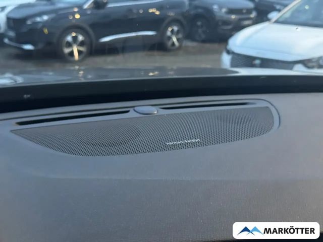 Volvo XC90 AWD R-Design T8