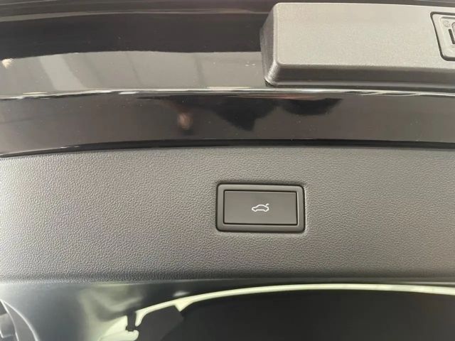 Ford Capri AWD Extended range Premium