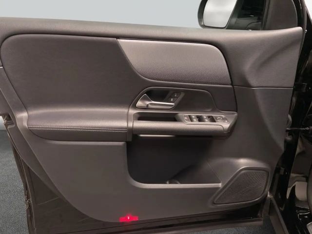 Mercedes-Benz GLB 200 GLB