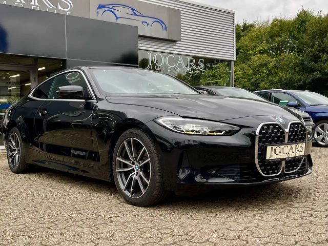 BMW 420 420d 420i Coupé