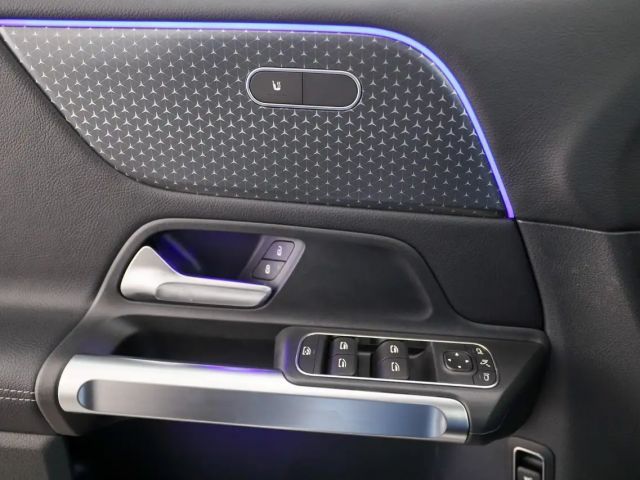 Mercedes-Benz GLB 180 GLB 180 d