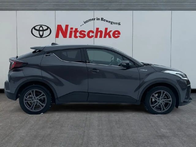 Toyota C-HR Hybride Team D