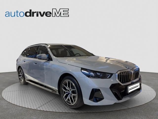 BMW i5 xDrive40