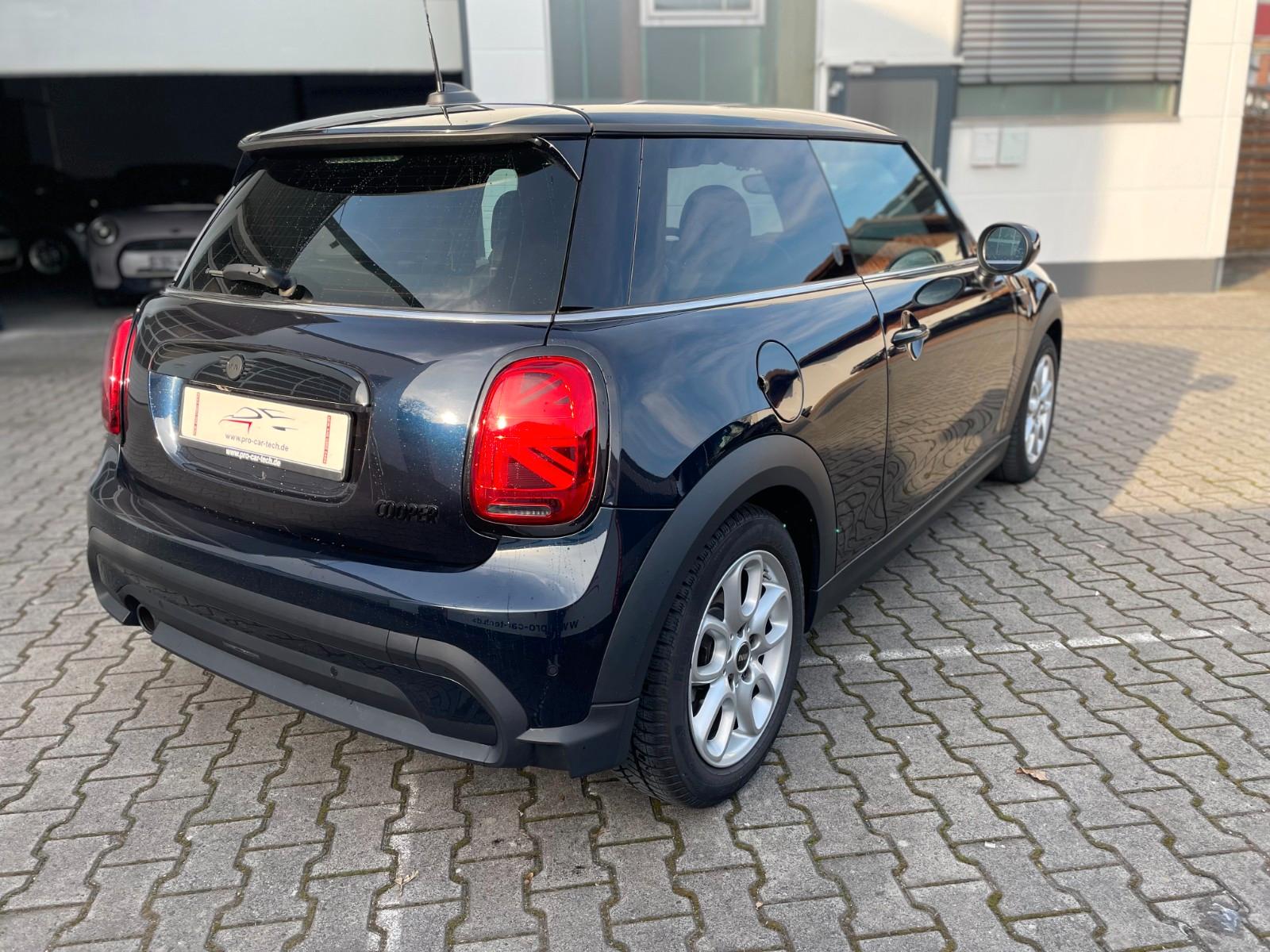 MINI Cooper |Yours Trim|Navi|Apple|Leder|DAB|Kamera|