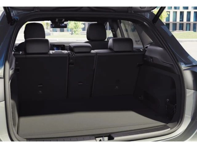 Mercedes-Benz EQA 300 AMG Line