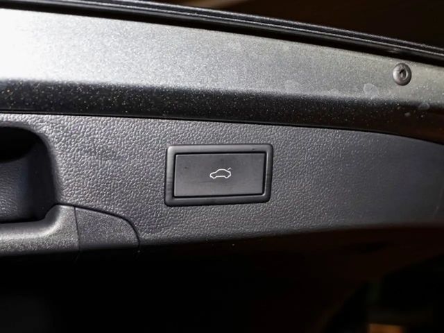 Volkswagen Passat Business DSG