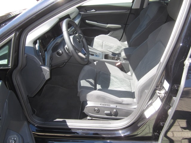 Volkswagen Golf 1.5 eTSI DSG Golf VIII