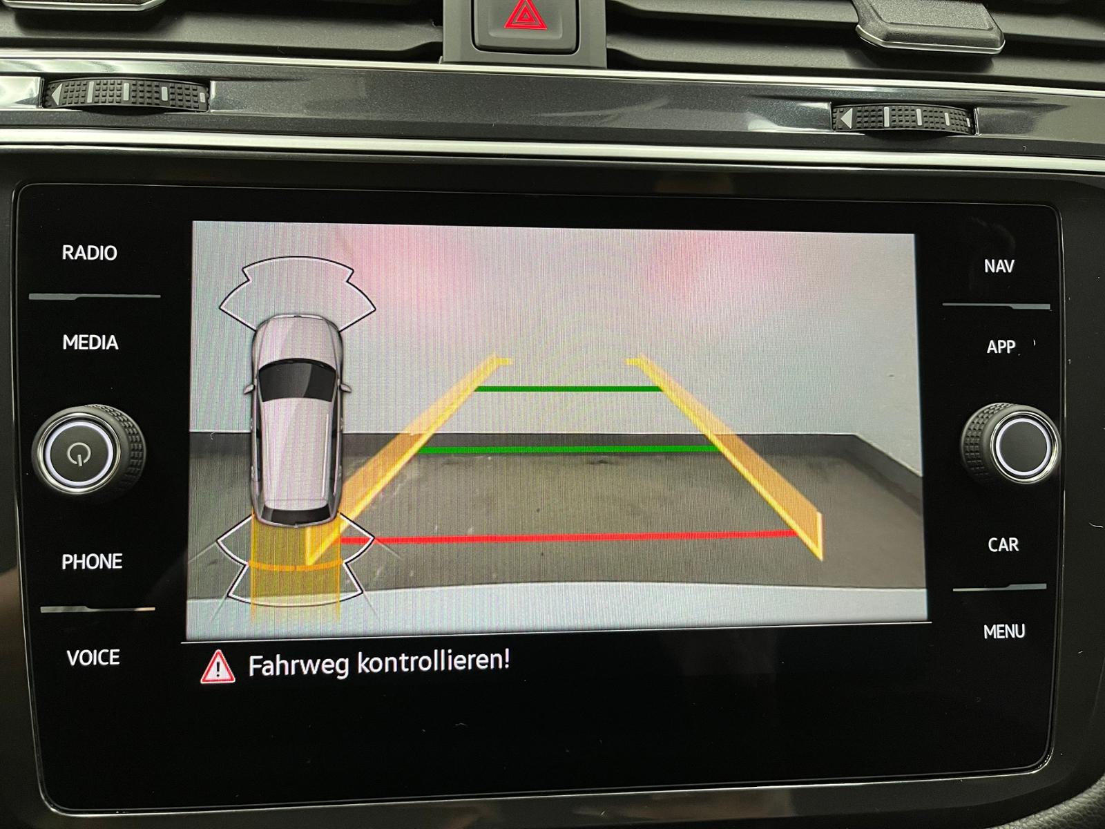 Volkswagen Tiguan 2.0 TDI Allspace DSG R-Line Style