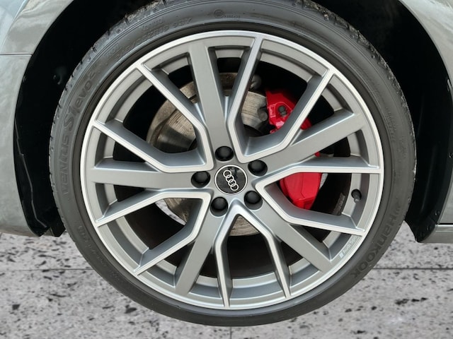 Audi A4 40 TFSI Avant Quattro S-Line S-Tronic