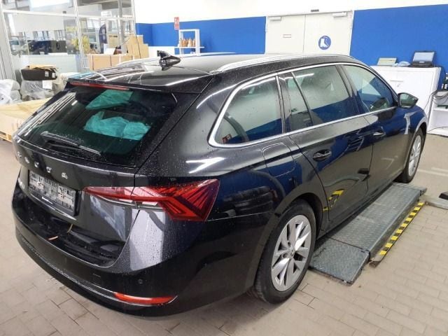 Skoda Octavia 2.0 TDI Combi Style Style