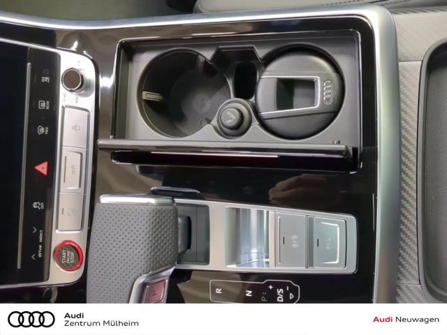 Audi RS Q8 Performance Quattro