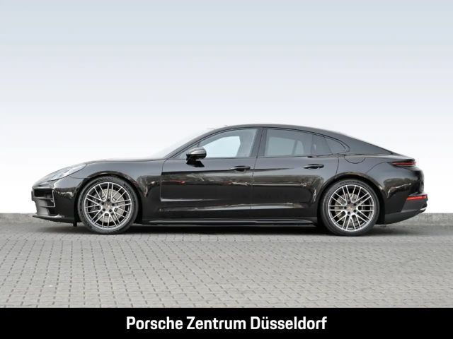 Porsche Panamera 4 E-Hybrid