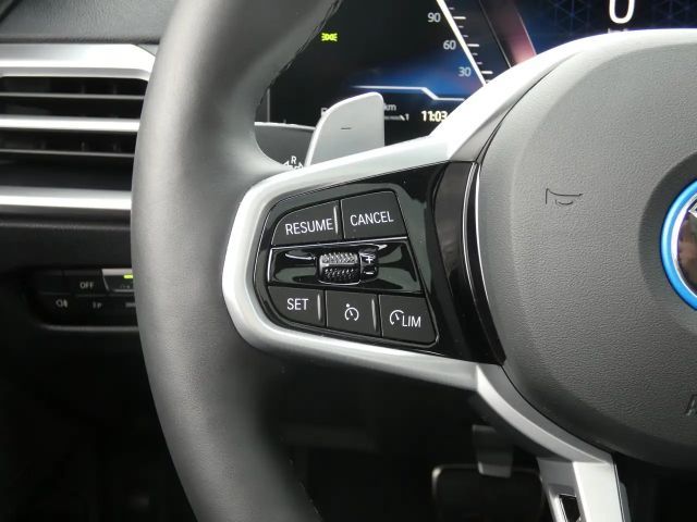 BMW 330 330e M-Sport Touring