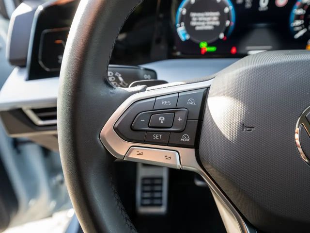 Volkswagen Golf DSG Variant