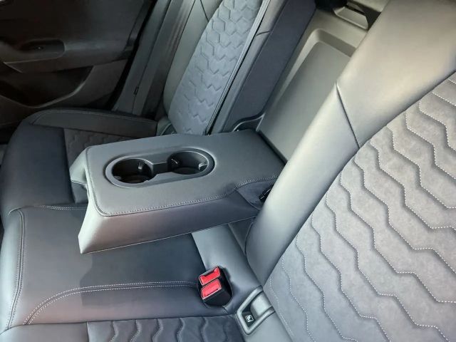 Audi A6 e-tron Quattro