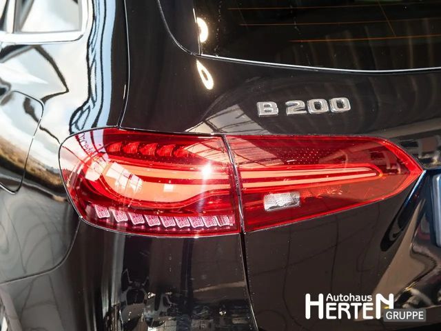 Mercedes-Benz B 200 Progressive Sedan