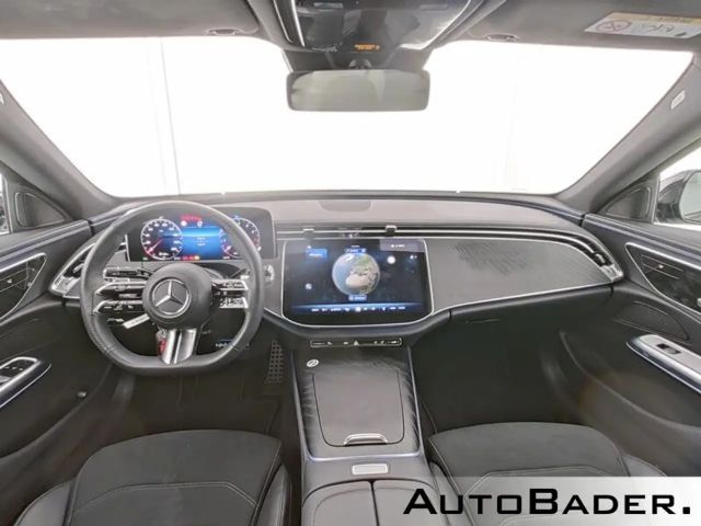 Mercedes-Benz E 200 AMG Line Sedan