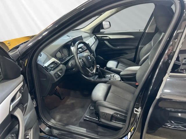 BMW X1 25 e Navi LED  Rückfahrkamera Park-Assistent