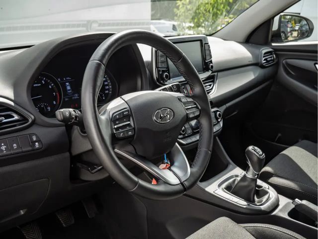 Hyundai i30 1.0 Hybrid Trend