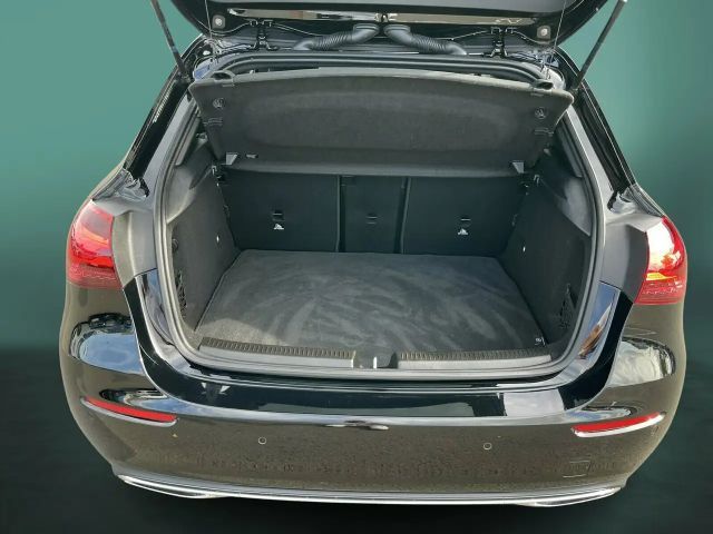 Mercedes-Benz A 200 Progressive