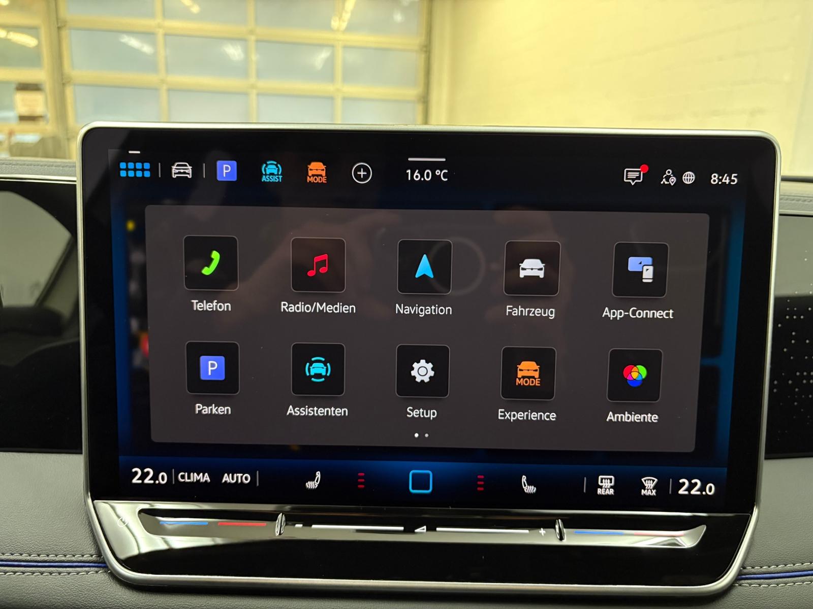 Volkswagen Tiguan 1.5 eTSI DSG IQ.Drive R-Line