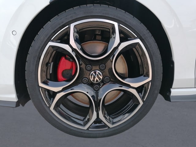 Volkswagen Golf 2.0 TSI DSG