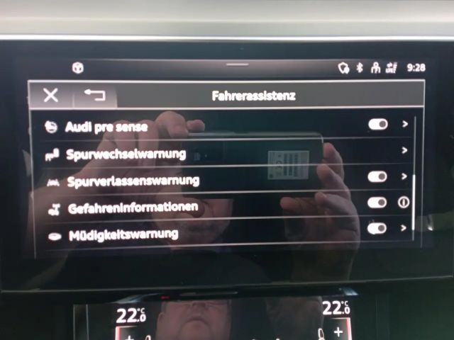 Audi Q8 e-tron 55 Business Quattro