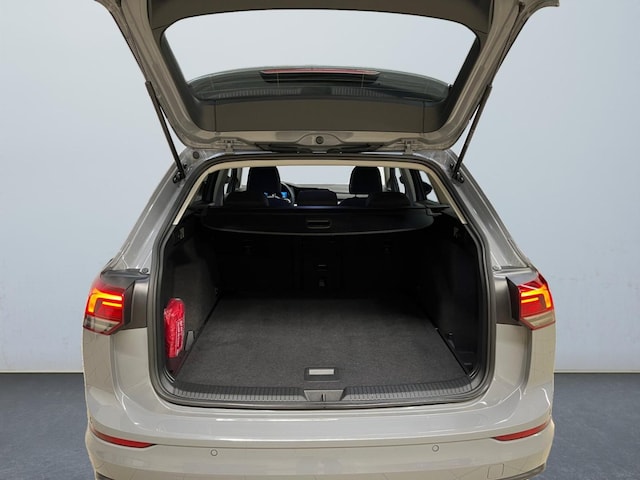 Volkswagen Golf 2.0 TDI DSG Golf VIII Variant