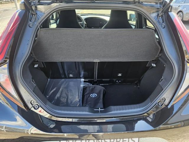 Toyota Aygo X Teamplayer