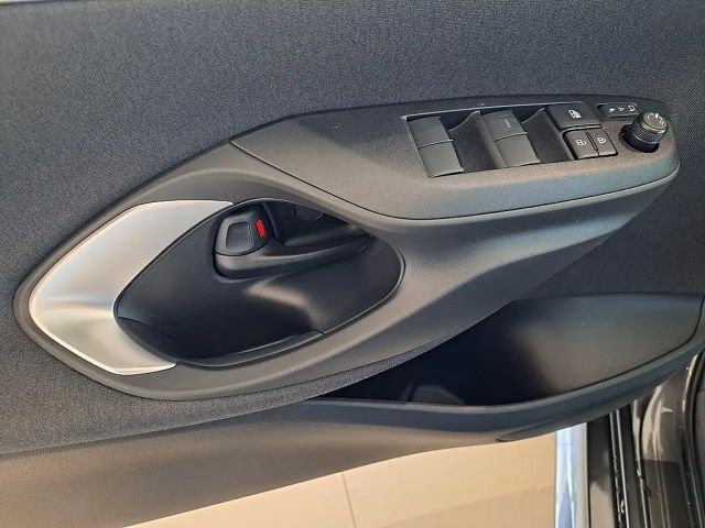 Mazda 2 Exclusive-line