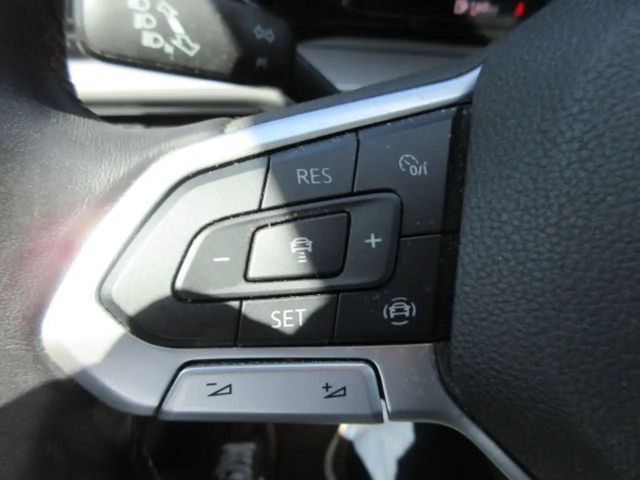 Volkswagen Golf 1.5 TSI IQ.Drive Style