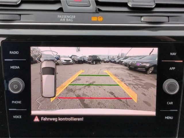 Volkswagen Touran DSG Highline