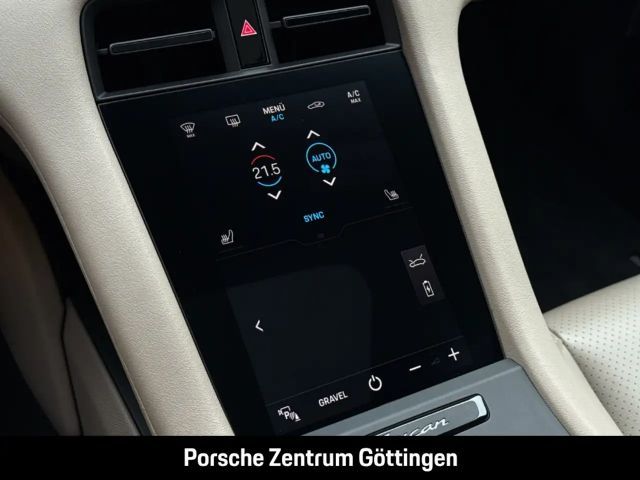 Porsche Taycan 4 Cross Turismo