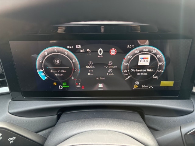 Volkswagen T-Roc 1.5 eTSI DSG R-Line