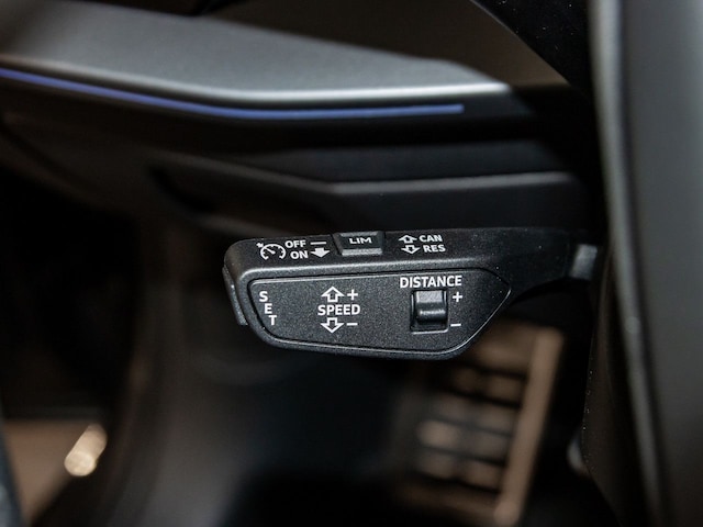 Audi RS3 Quattro S-Tronic Sedan