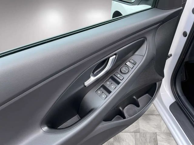 Hyundai i30 Advantage Hybrid