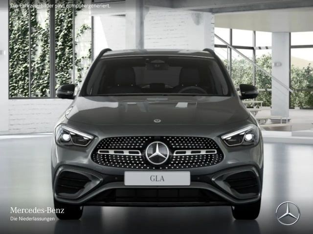 Mercedes-Benz GLA 180 AMG Line