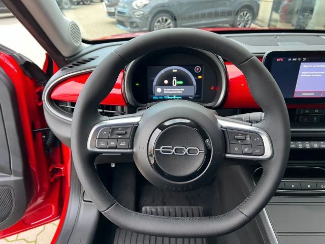 Fiat 600e (RED) + 4 Jahre Garantie