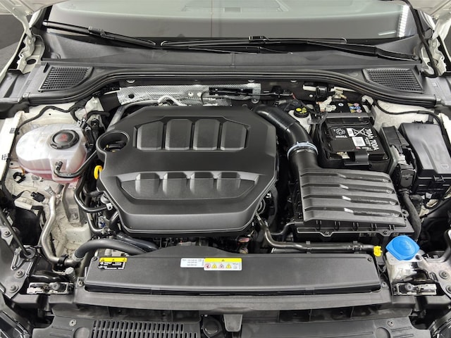 Volkswagen Golf 2.0 TSI Golf VIII