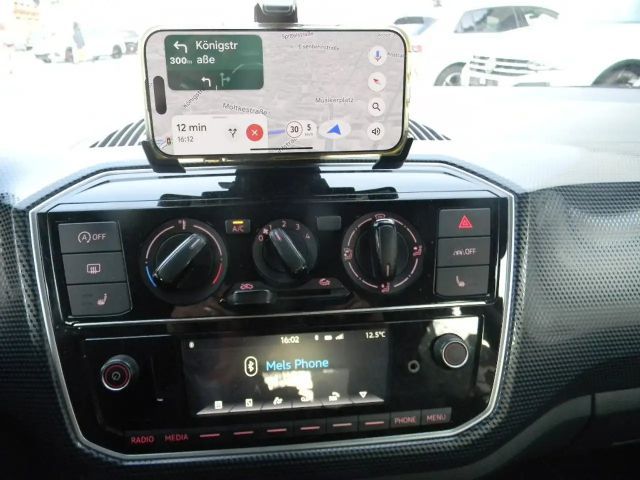 Volkswagen up! Move Move up!