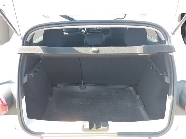 Dacia Sandero Essential Stepway TCe 90