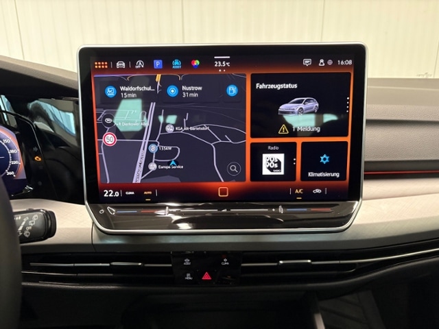 Volkswagen Golf 1.5 eTSI DSG Golf VIII Variant