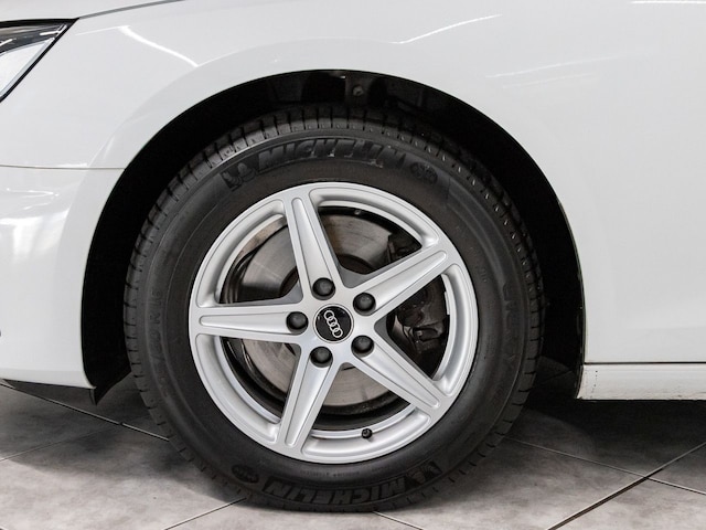 Audi A4 35 TFSI Avant S-Tronic