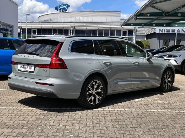 Volvo V60 Core