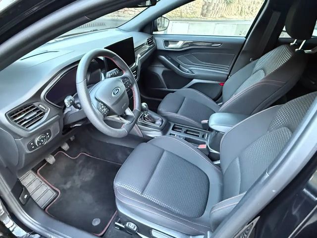 Ford Focus ST Line Wagon