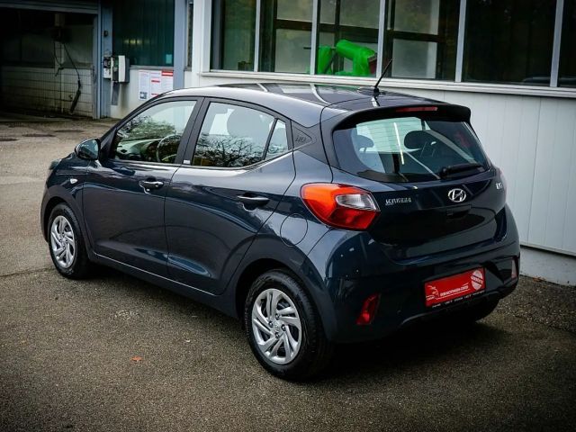 Hyundai i10 1,0 *WENIG KILOMETER*